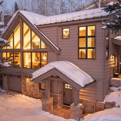 GreenHill Court Chalet