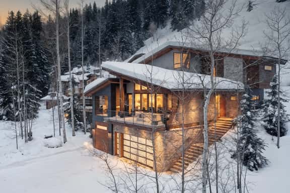 Aprés Chalet - Image 1