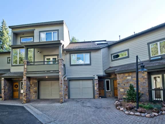 Coldstream Townhome 15 - Image 4