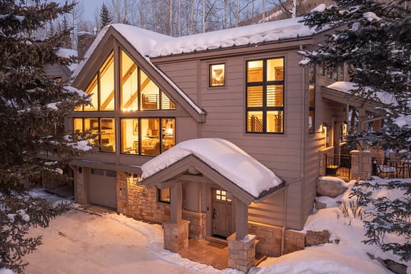 GreenHill Court Chalet - Image 1